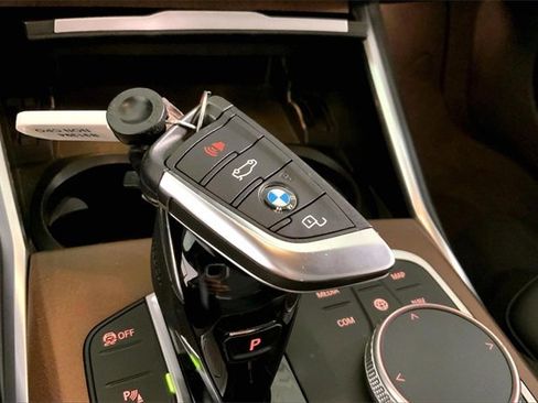 Used 2021 BMW 330i Sedan w/ Convenience Package image 7