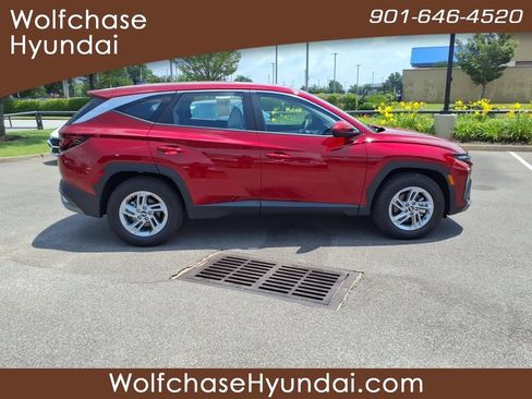Certified 2026 Hyundai Tucson SE FWD image 6