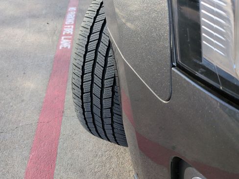 Used 2019 Ford Expedition Limited w/ Equipment Group 302A image 12