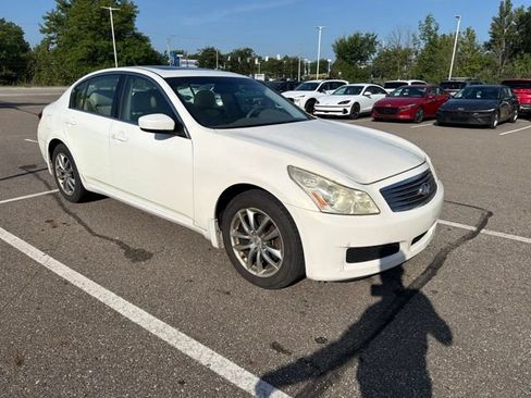 Used 2009 INFINITI G37 x Sedan w/ Premium Pkg AWD/4WD image 3
