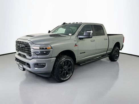 New 2026 RAM 2500 Laramie AWD/4WD image 3