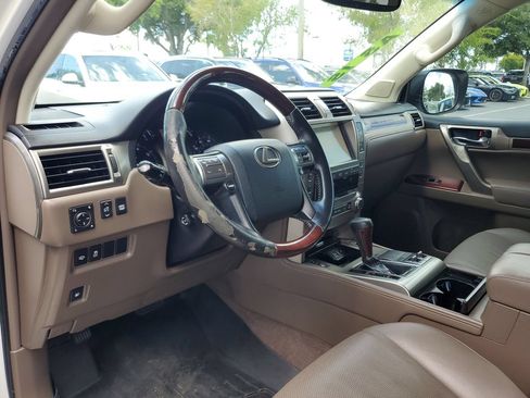 Used 2019 Lexus GX 460 Premium AWD/4WD image 19