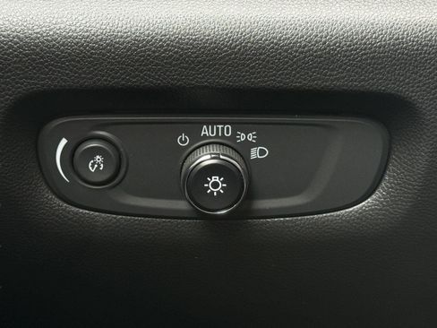 Used 2023 Chevrolet Traverse LS w/ Safety Package AWD/4WD image 21
