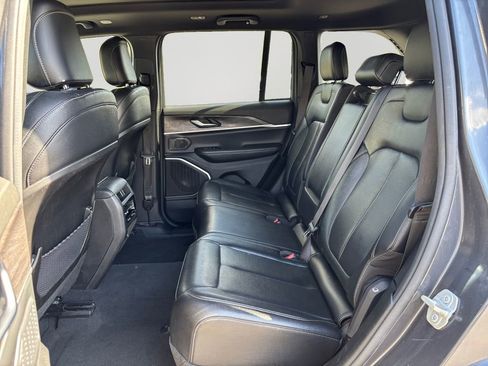 Used 2024 Jeep Grand Cherokee Limited 4xe AWD/4WD image 15