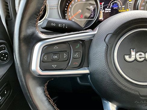 Certified 2021 Jeep Wrangler Unlimited Sahara image 29