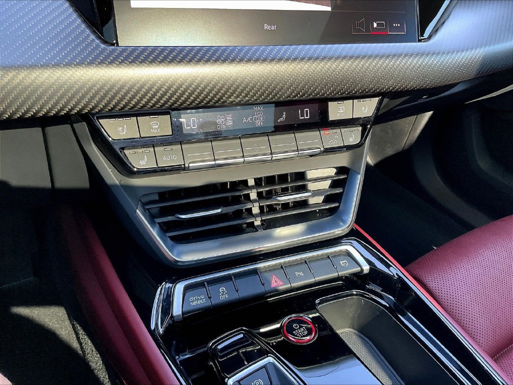 Used 2024 Audi e-tron GT Premium Plus w/ Performance Package AWD/4WD image 17