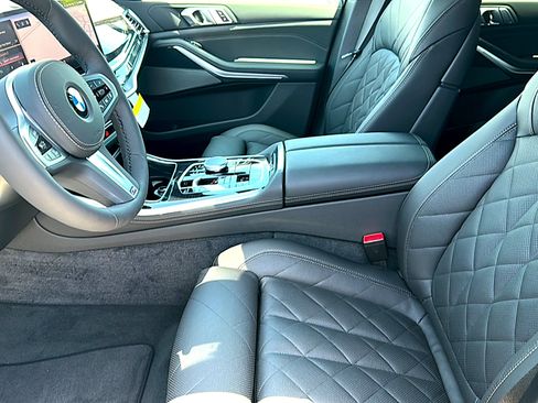 New 2026 BMW X5 sDrive40i w/ M Sport Package RWD image 10