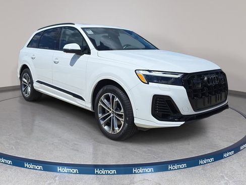 Used 2026 Audi Q7 3.0T Premium w/ Convenience Plus Package AWD/4WD image 4