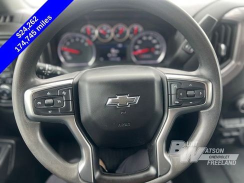 Used 2021 Chevrolet Silverado 1500 Custom Trail Boss w/ Safety Confidence Package image 12