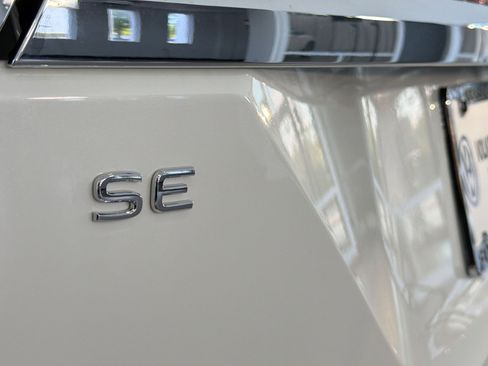 New 2026 Volkswagen Atlas SE FWD image 34