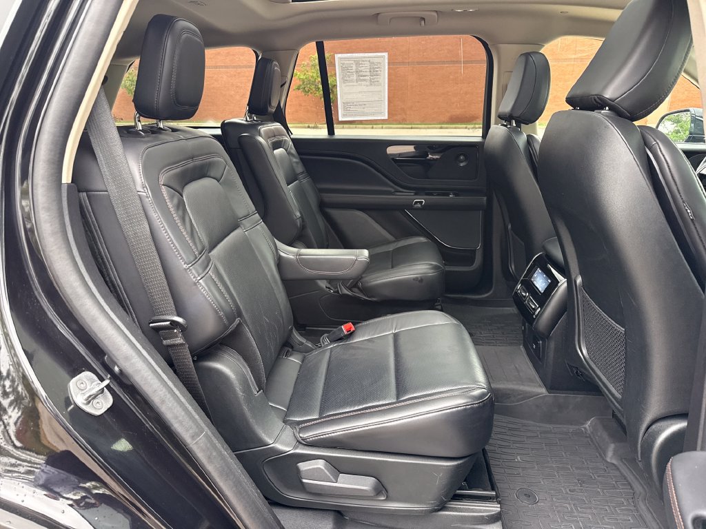Used 2021 Lincoln Aviator Reserve w/ Elements Package Plus AWD/4WD image 28