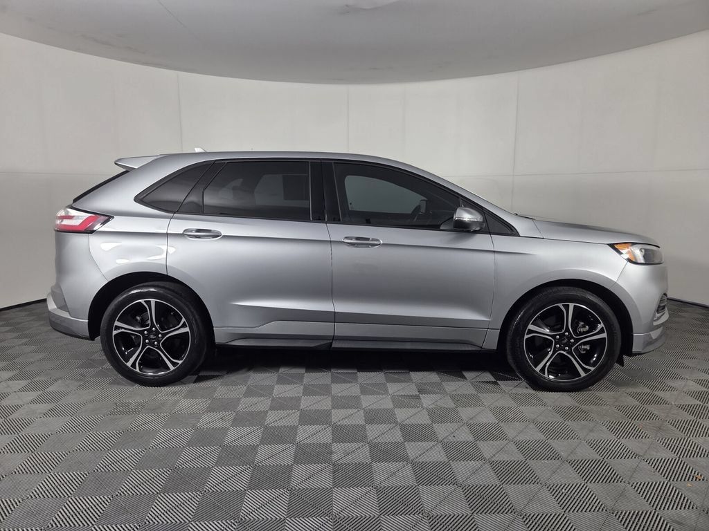 Used 2020 Ford Edge ST AWD/4WD image 4