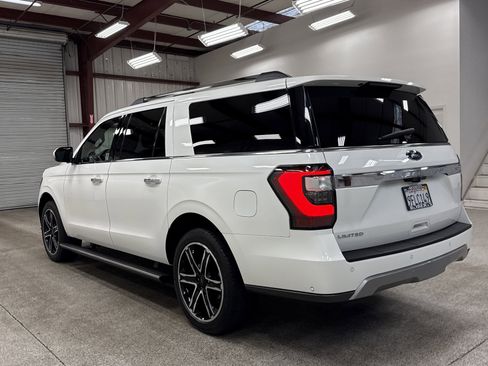 Used 2021 Ford Expedition Max Limited image 19