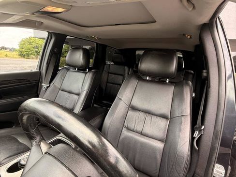 Used 2012 Jeep Grand Cherokee Laredo RWD image 21