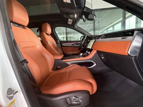 Used 2024 Jaguar F-PACE R-Dynamic S image 24