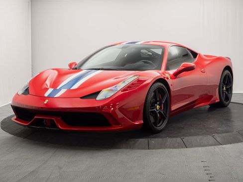Used 2015 Ferrari 458 Speciale Coupe RWD image 7