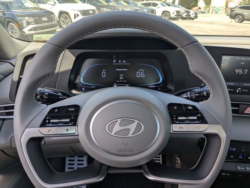 New 2025 Hyundai Elantra Sport image 23