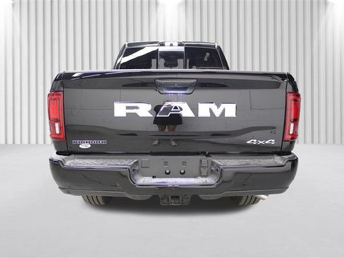 New 2026 RAM 2500 Big Horn AWD/4WD image 4
