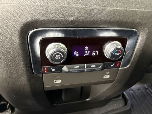 Used 2023 GMC Yukon AT4 w/ LPO, Floor Liner Package AWD/4WD image 20