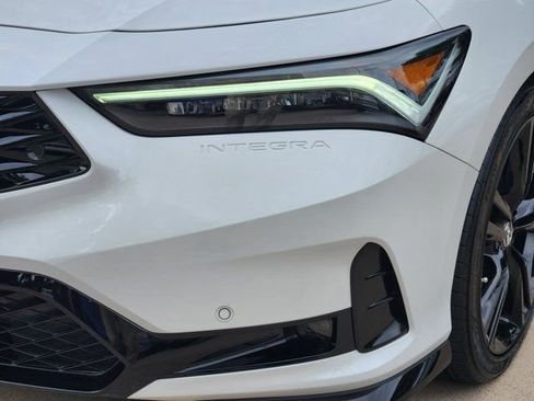 Certified 2026 Acura Integra A-Spec FWD image 9