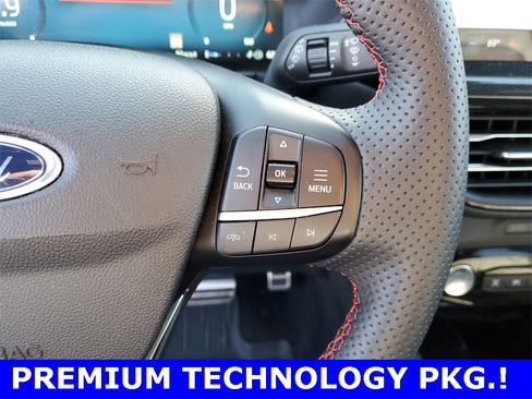 Certified 2023 Ford Escape ST-Line Elite w/ Premium Technology Package image 19