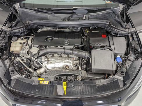 Certified 2021 Mercedes-Benz GLA 250 4MATIC image 14