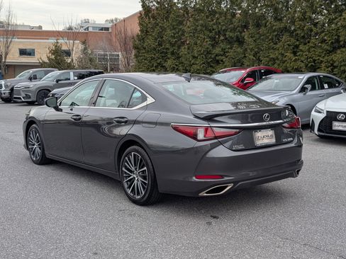 Certified 2025 Lexus ES 350 w/ Premium Package image 5