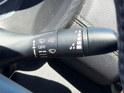 Used 2020 Nissan Sentra SV FWD image 14