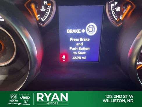 Used 2023 Jeep Gladiator Sport w/ Trailer Tow Package image 3