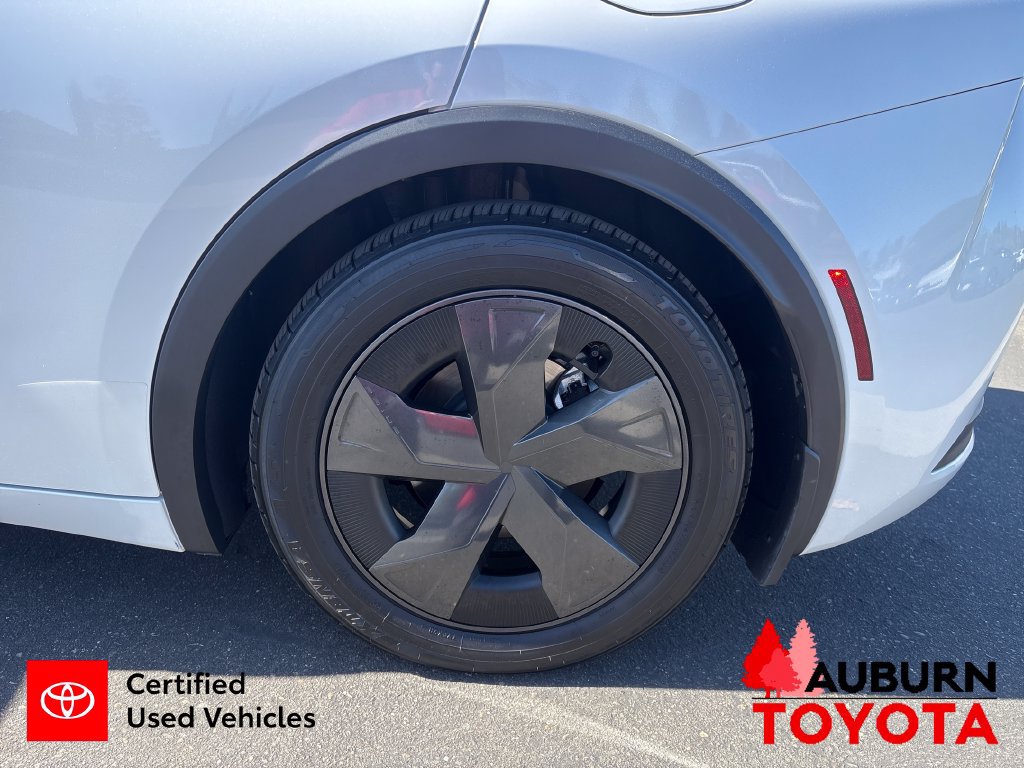 Certified 2026 Toyota Prius Plug-In Hybrid FWD image 24