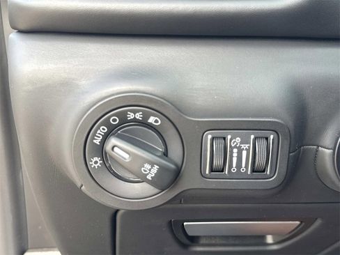 Used 2023 Maserati Ghibli Modena image 14