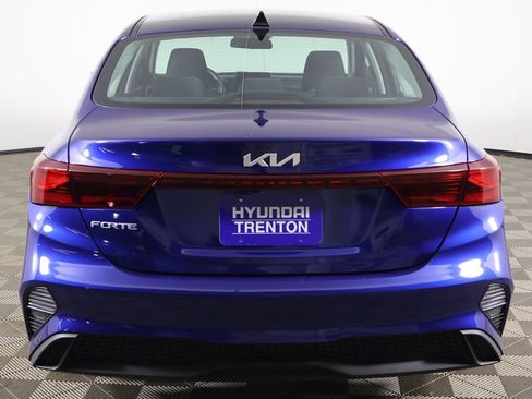 Used 2023 Kia Forte LXS image 10