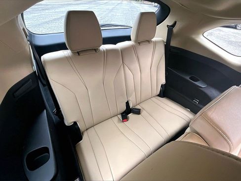 Used 2023 Acura MDX SH-AWD image 30