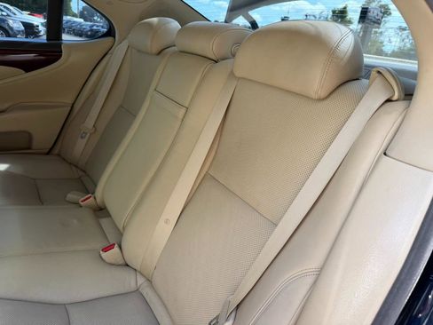 Used 2012 Lexus LS 460 w/ Luxury Value Edition image 39