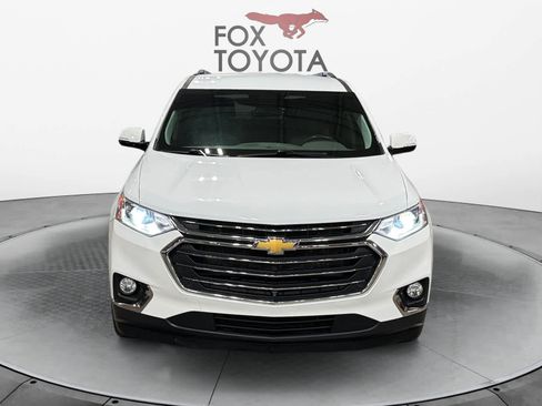 Used 2020 Chevrolet Traverse LT w/ LT Premium Package image 9