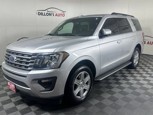 Used 2019 Ford Expedition XLT w/ Equipment Group 202A RWD image 2
