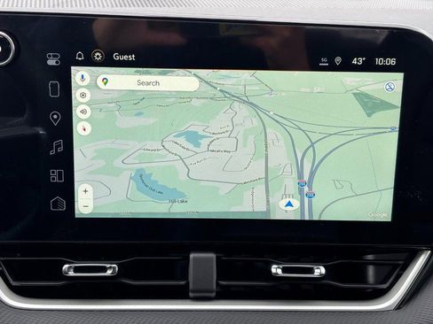 New 2026 Chevrolet Equinox LT w/ Convenience Package II FWD image 16