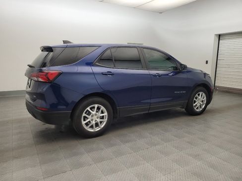 Used 2022 Chevrolet Equinox LS image 10