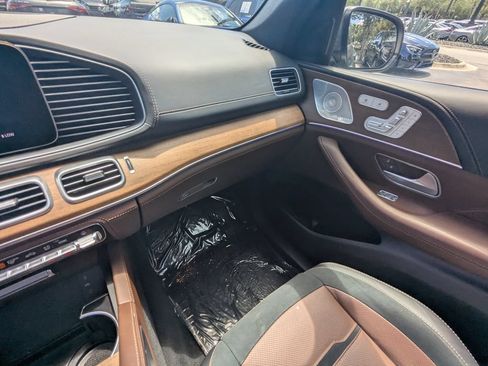 Used 2024 Mercedes-Benz GLE 53 AMG 4MATIC image 4
