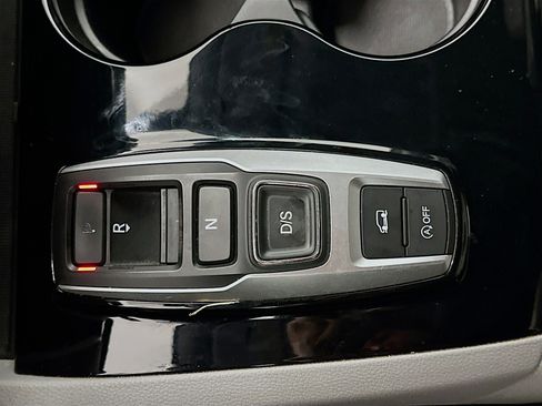 Used 2016 Honda Pilot Elite image 25