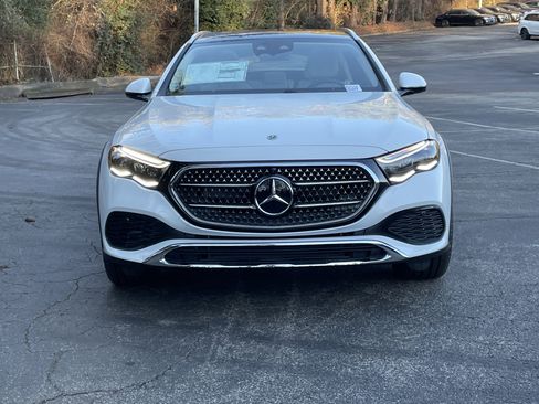 New 2026 Mercedes-Benz E 450 4MATIC All-Terrain Wagon image 3