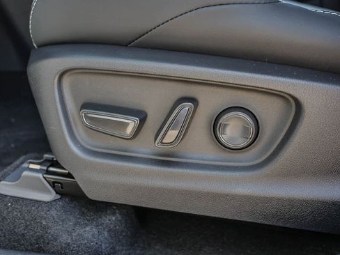 New 2026 Subaru Uncharted AWD image 22