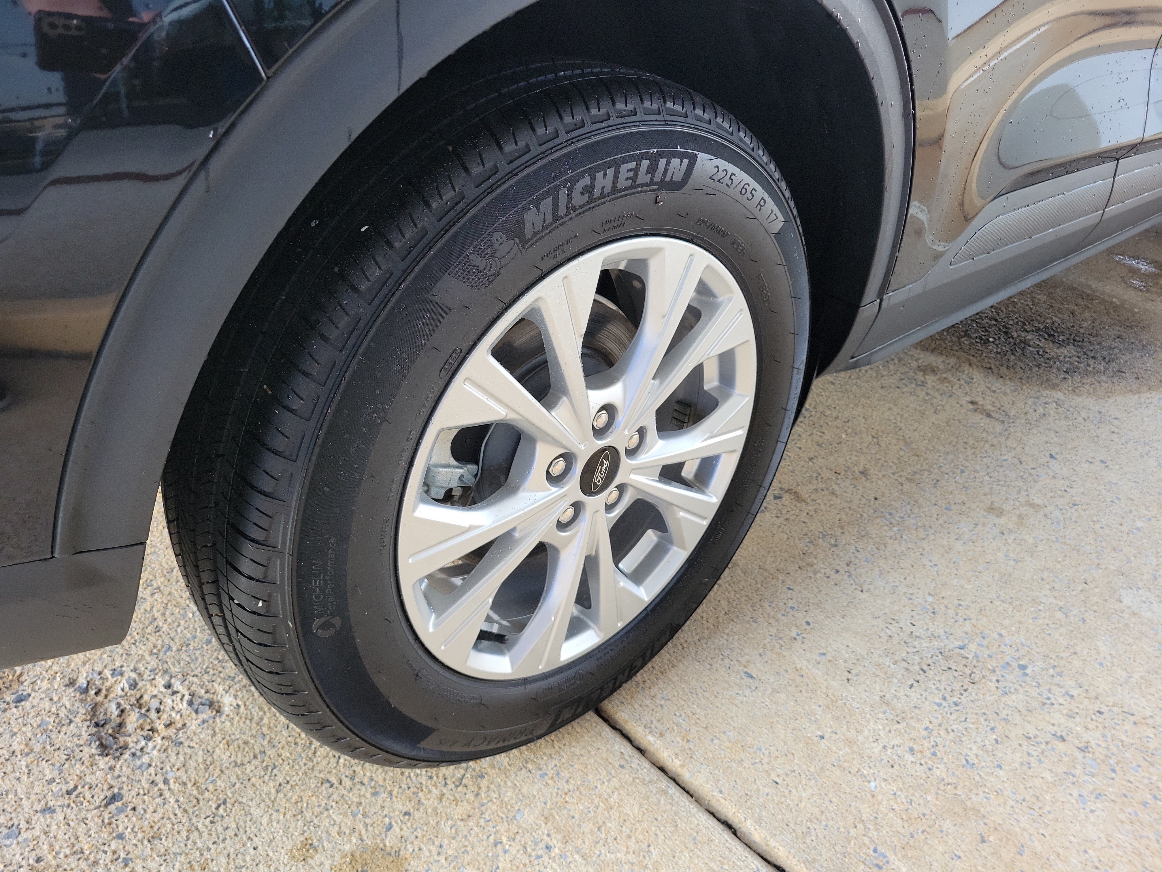 Used 2025 Ford Escape Active w/ Tech Pack #1 FWD image 26