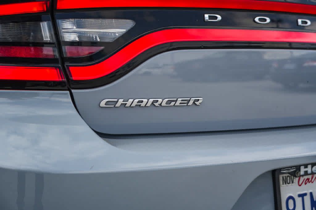 Used 2020 Dodge Charger R/T RWD image 9