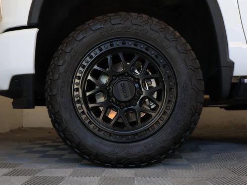 Used 2022 Chevrolet Silverado 3500 High Country w/ Safety Package II AWD/4WD image 9