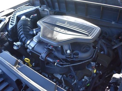 Used 2018 GMC Acadia SLT w/ LPO, Floor Liner Package AWD/4WD image 38