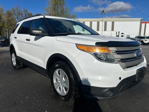 Used 2013 Ford Explorer 4WD image 3