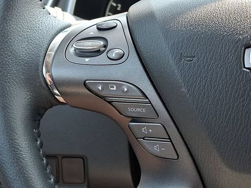 Used 2024 Nissan Murano SV AWD/4WD image 21