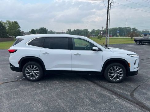 Used 2026 Buick Enclave Preferred FWD image 34