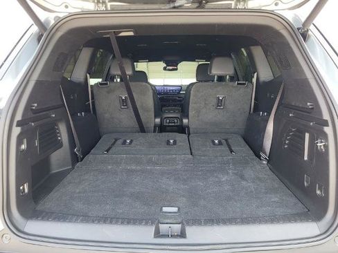 Used 2025 Buick Enclave Preferred image 31